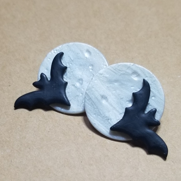 Moon & bat polymer clay earrings - Picture 1 of 5